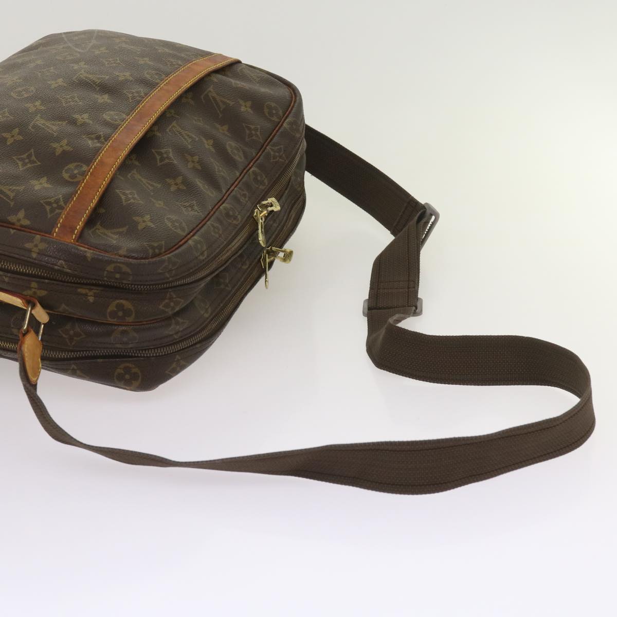 LOUIS VUITTON Monogram Reporter GM Shoulder Bag M45252 LV Auth bs11824