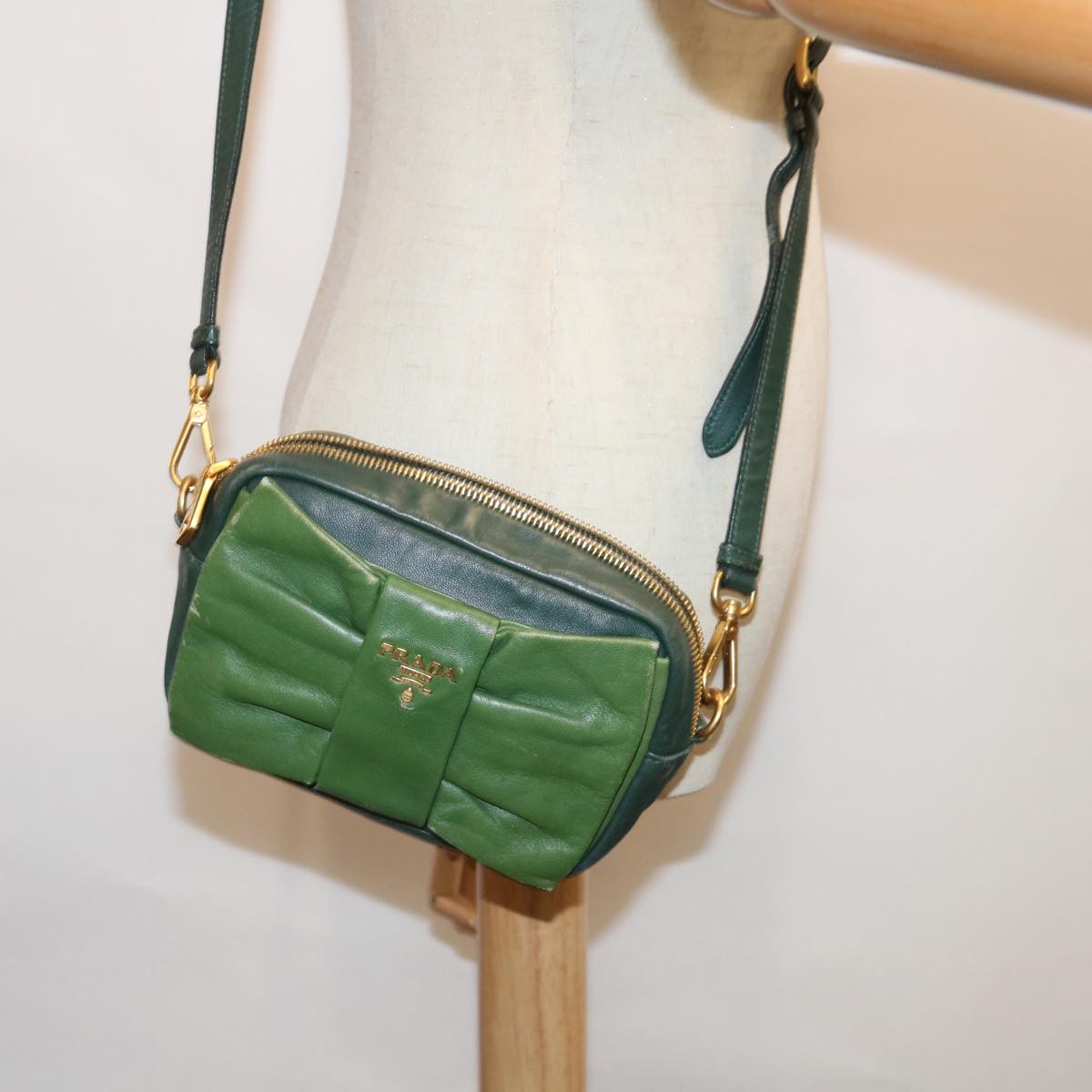 PRADA Shoulder Bag Leather Green Auth bs11850