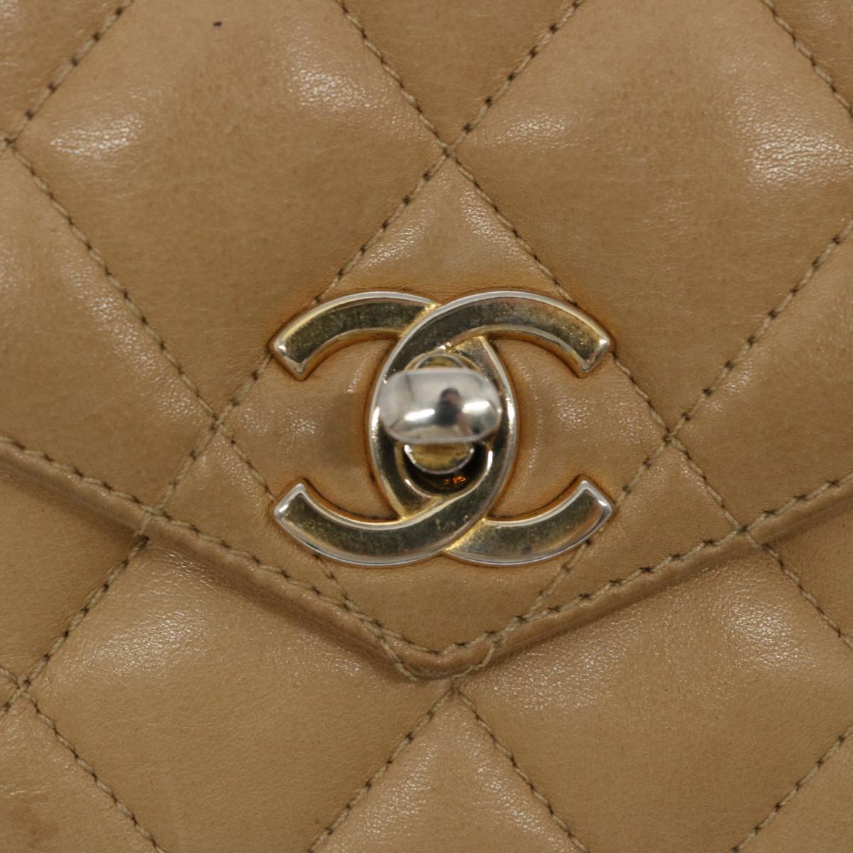 CHANEL Matelasse Chain Shoulder Bag Lamb Skin Beige CC Auth bs11898