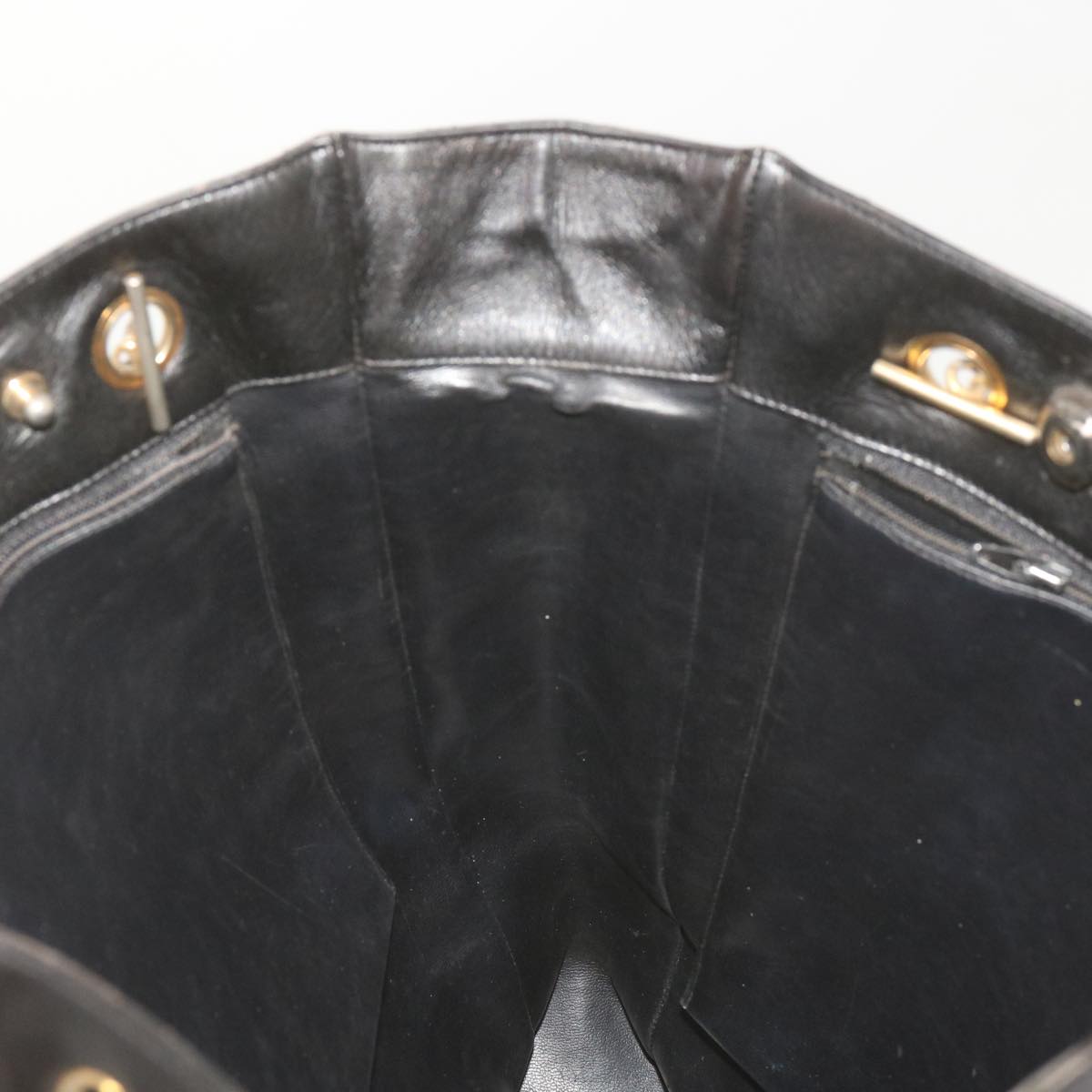 CHANEL Chain Shoulder Bag Leather Black CC Auth bs11945