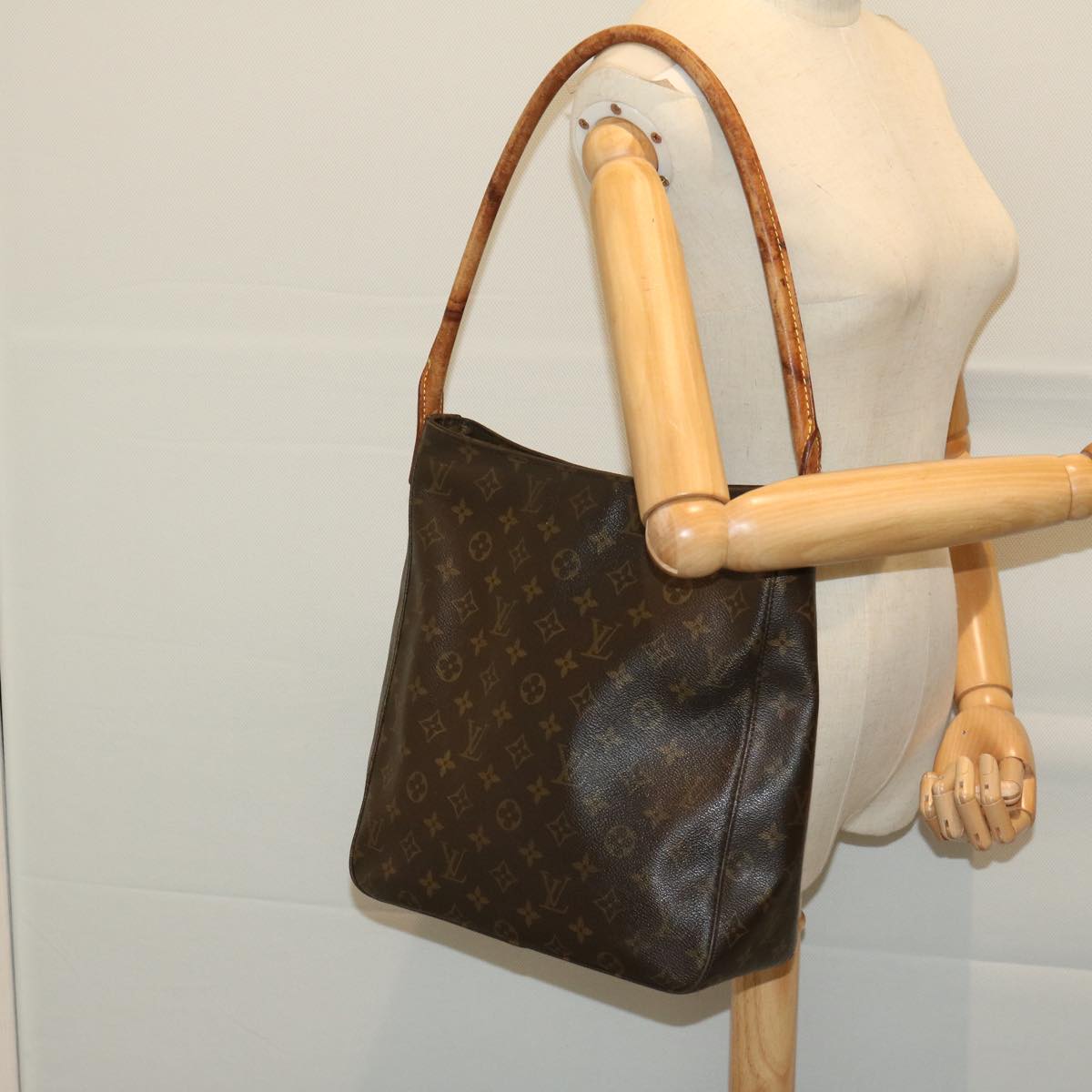 LOUIS VUITTON Monogram Looping GM Shoulder Bag M51145 LV Auth bs12065