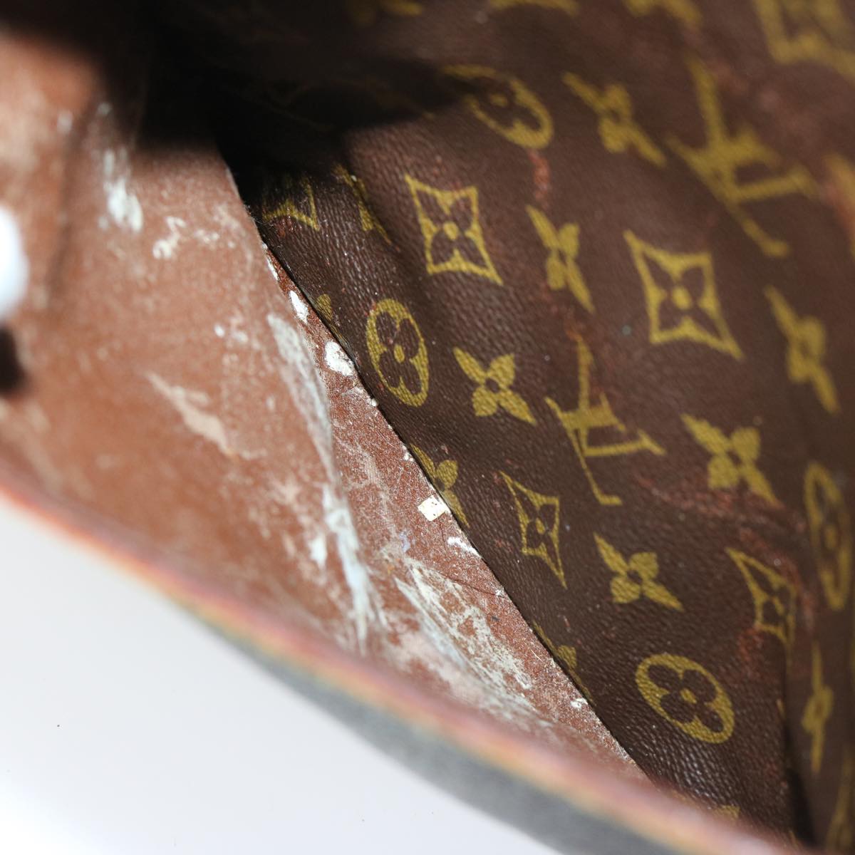 LOUIS VUITTON Monogram Danube MM Shoulder Bag M45264 LV Auth bs12066