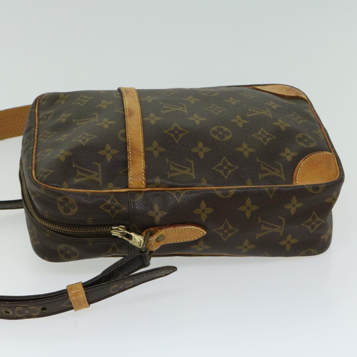 LOUIS VUITTON Monogram Danube MM Shoulder Bag M45264 LV Auth bs12066