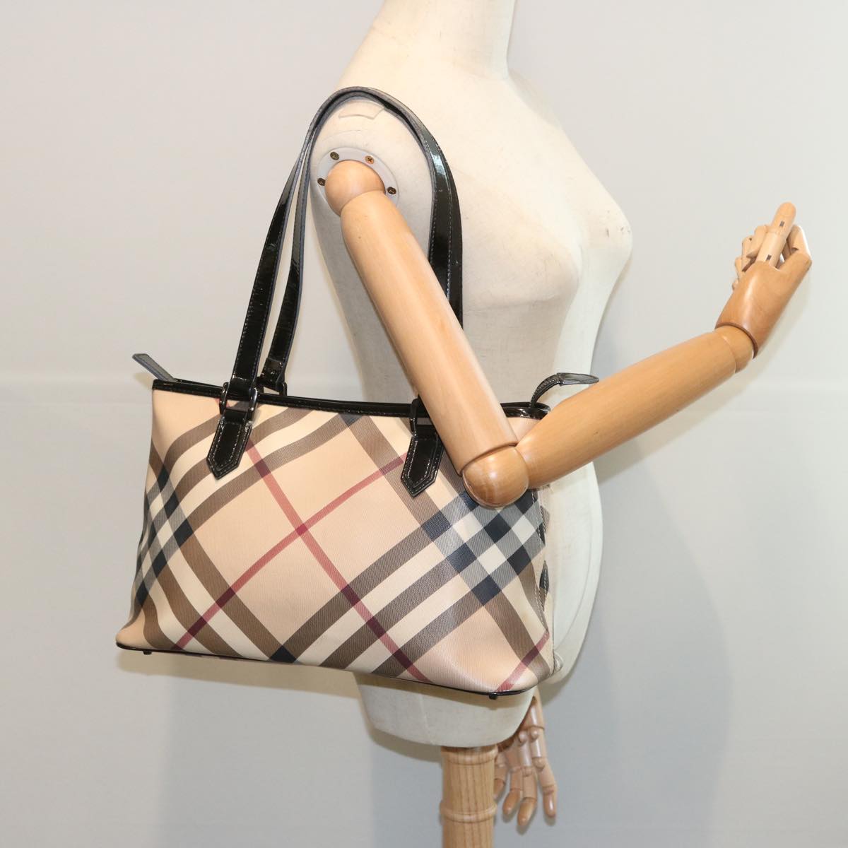 BURBERRY Nova Check Tote Bag Coated Canvas Beige Auth bs12192