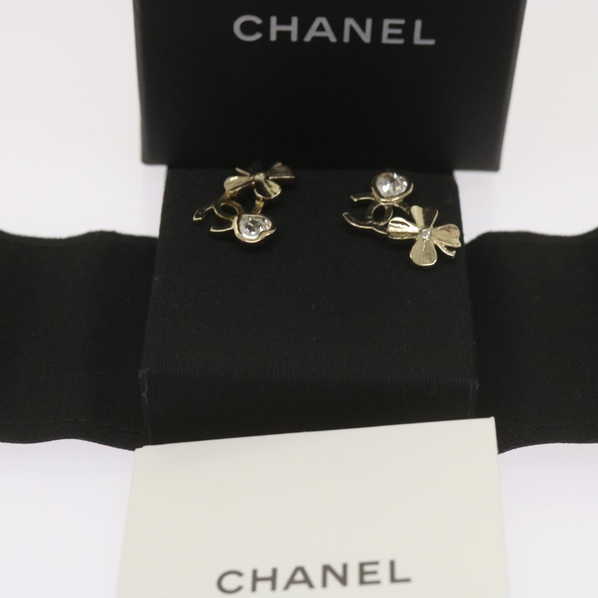 CHANEL Earring Silver CC Auth bs12280