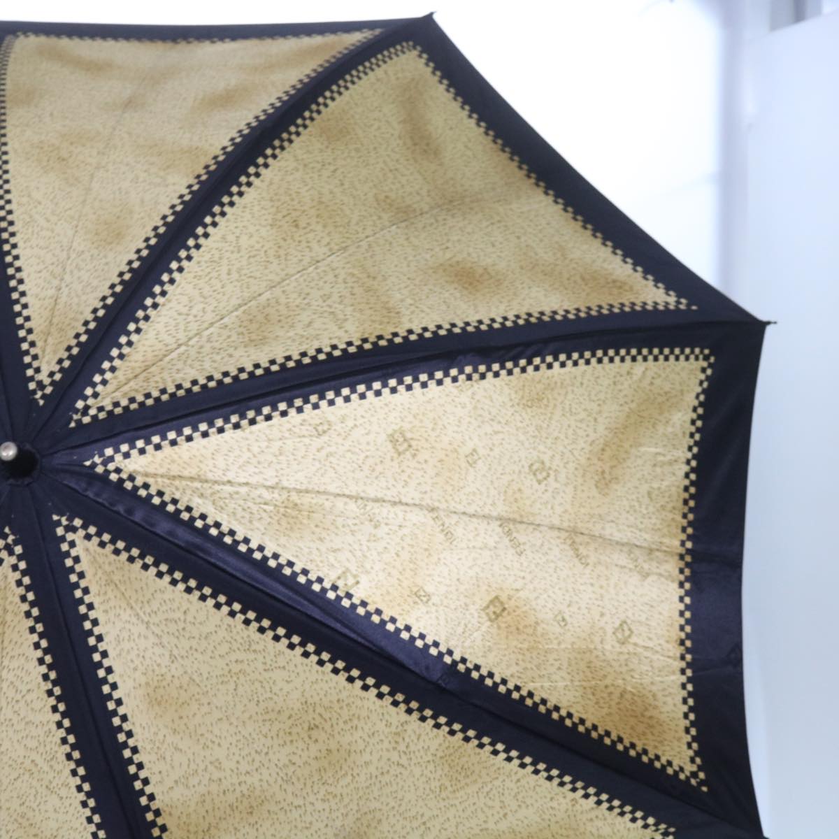 FENDI Zucchino Canvas folding Umbrella Nylon Gold Black Auth bs12295