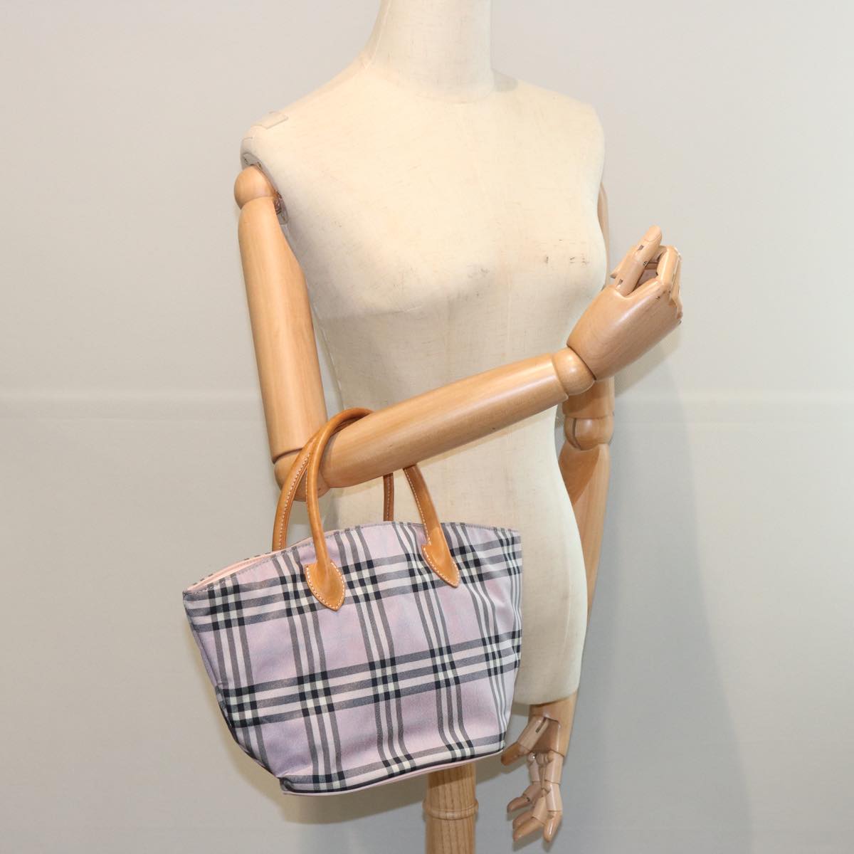 BURBERRY Nova Check Blue Label Hand Bag Nylon Purple Auth bs12315