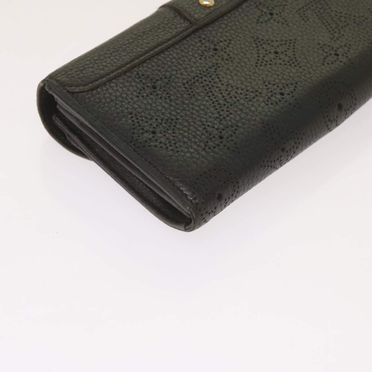 LOUIS VUITTON Monogram Mahina Portefeuille Amelia Black M95549 LV Auth bs12322