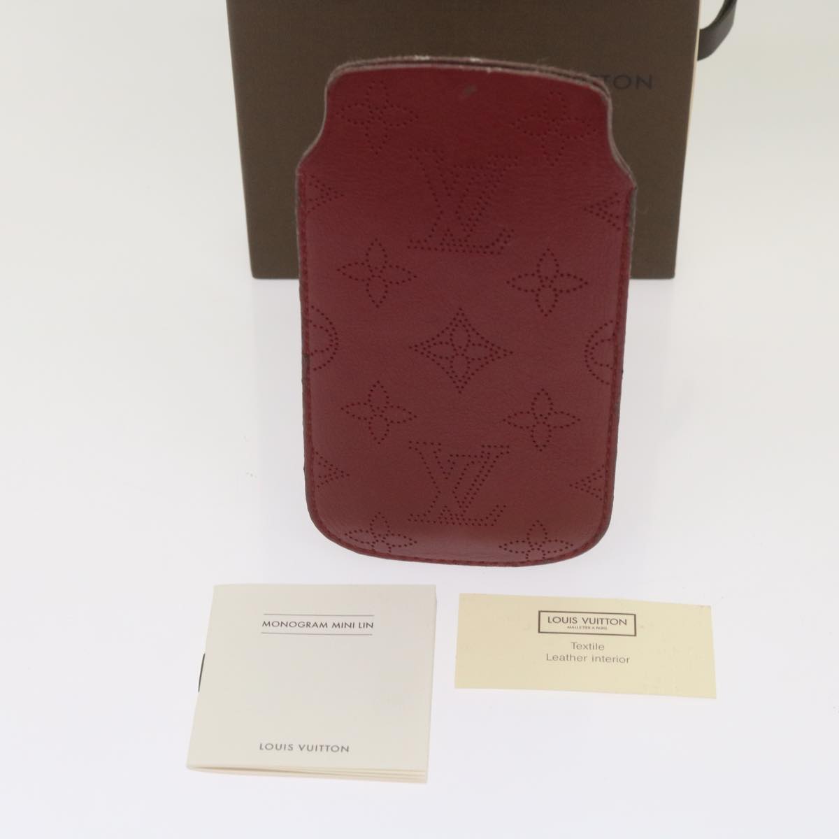 LOUIS VUITTON Monogram Mahina iPhone Case Leather Red LV Auth bs12325