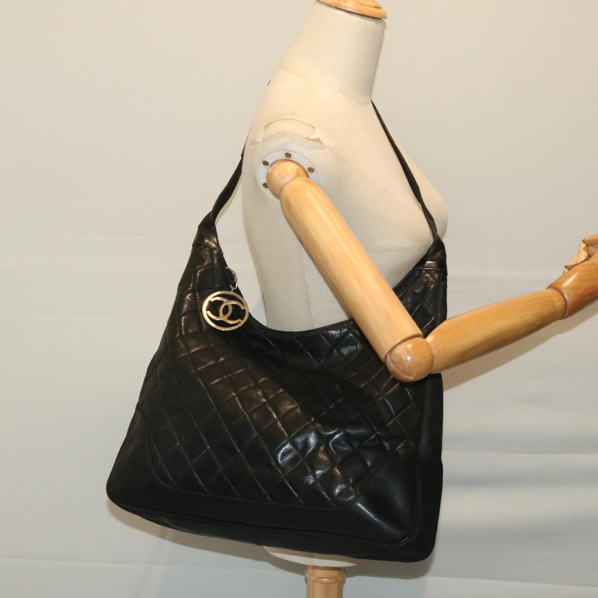 CHANEL Shoulder Bag Lamb Skin Black CC Auth bs12444