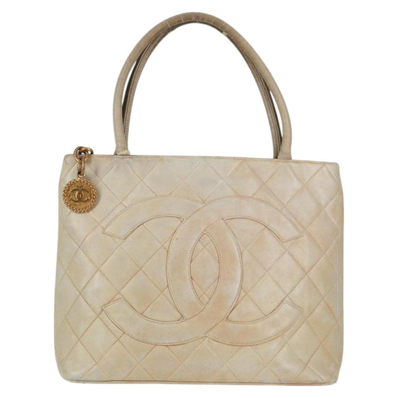 CHANEL Tote Bag Lamb Skin Beige CC Auth bs12535