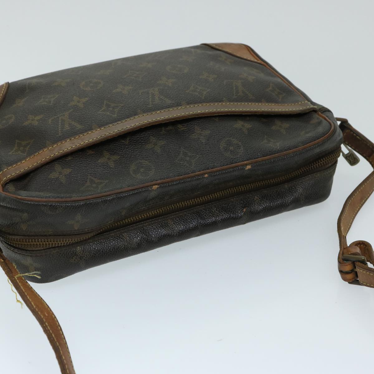 LOUIS VUITTON Monogram Trocadero 30 Shoulder Bag M51272 LV Auth bs12660