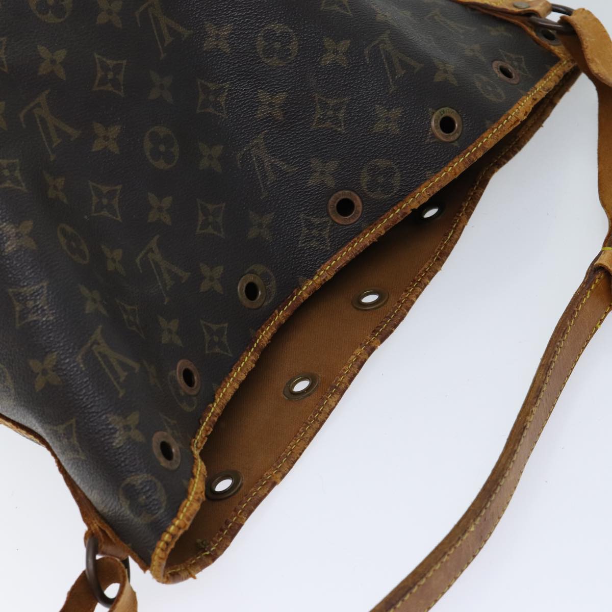 LOUIS VUITTON Monogram Noe Shoulder Bag M42224 LV Auth bs12673