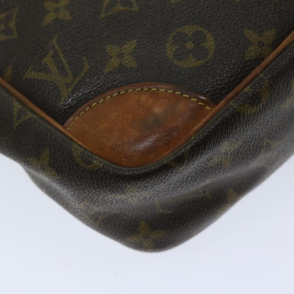 LOUIS VUITTON Monogram Danube MM Shoulder Bag M45264 LV Auth bs12684