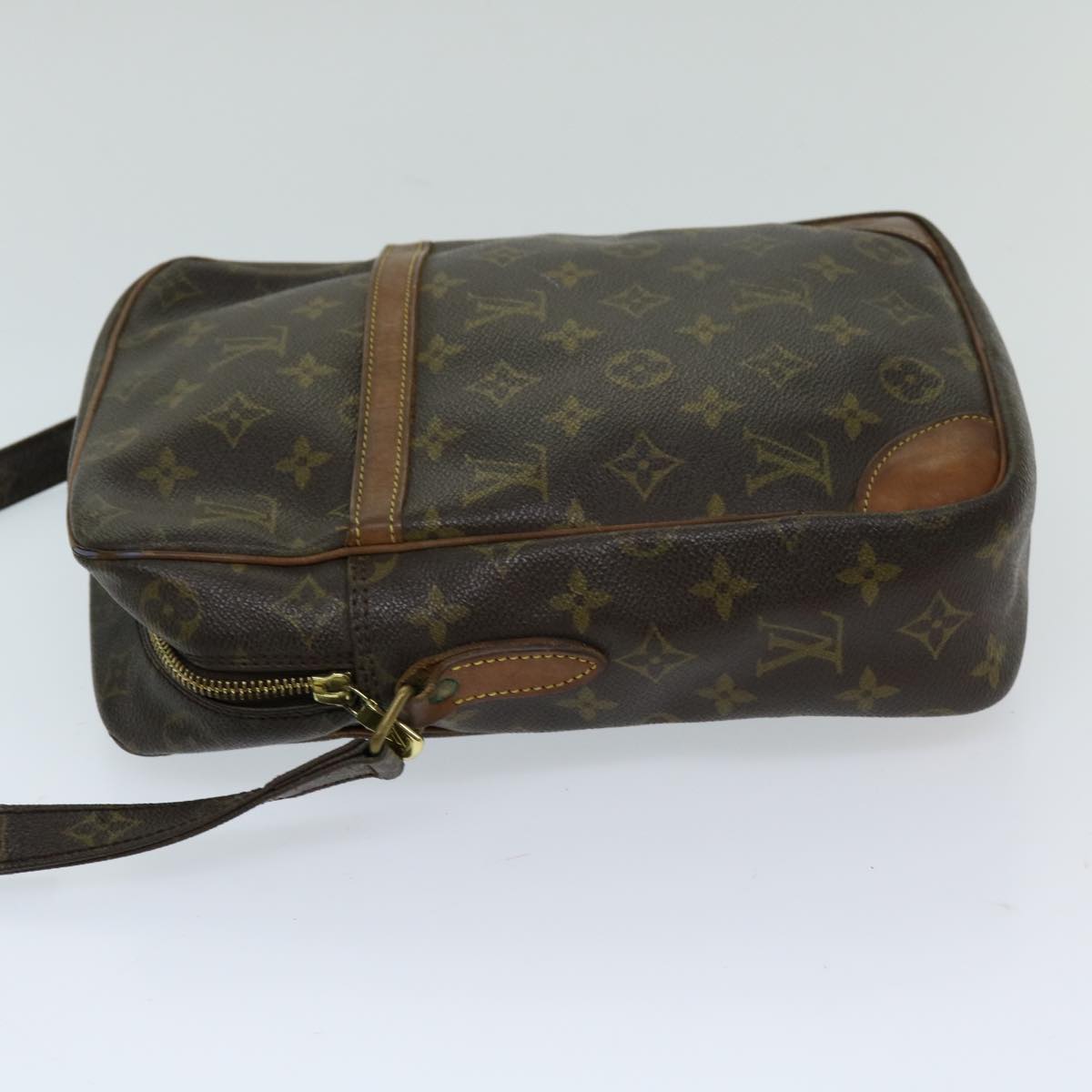 LOUIS VUITTON Monogram Danube MM Shoulder Bag M45264 LV Auth bs12684