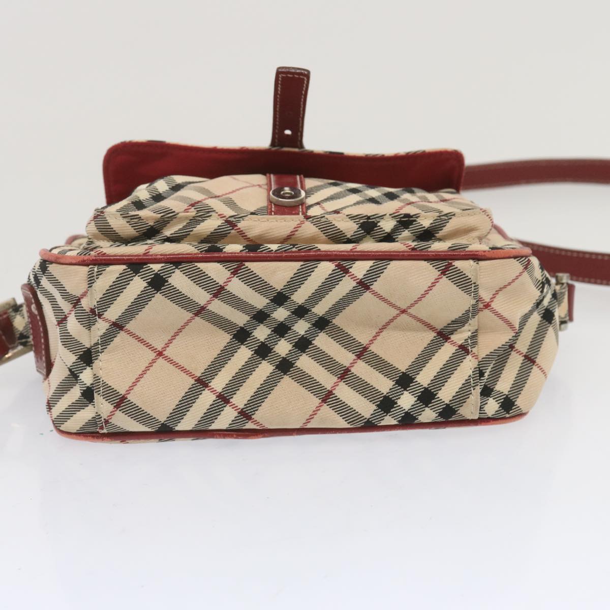 BURBERRY Nova Check Blue Label Shoulder Bag Nylon Beige Red Auth bs12778