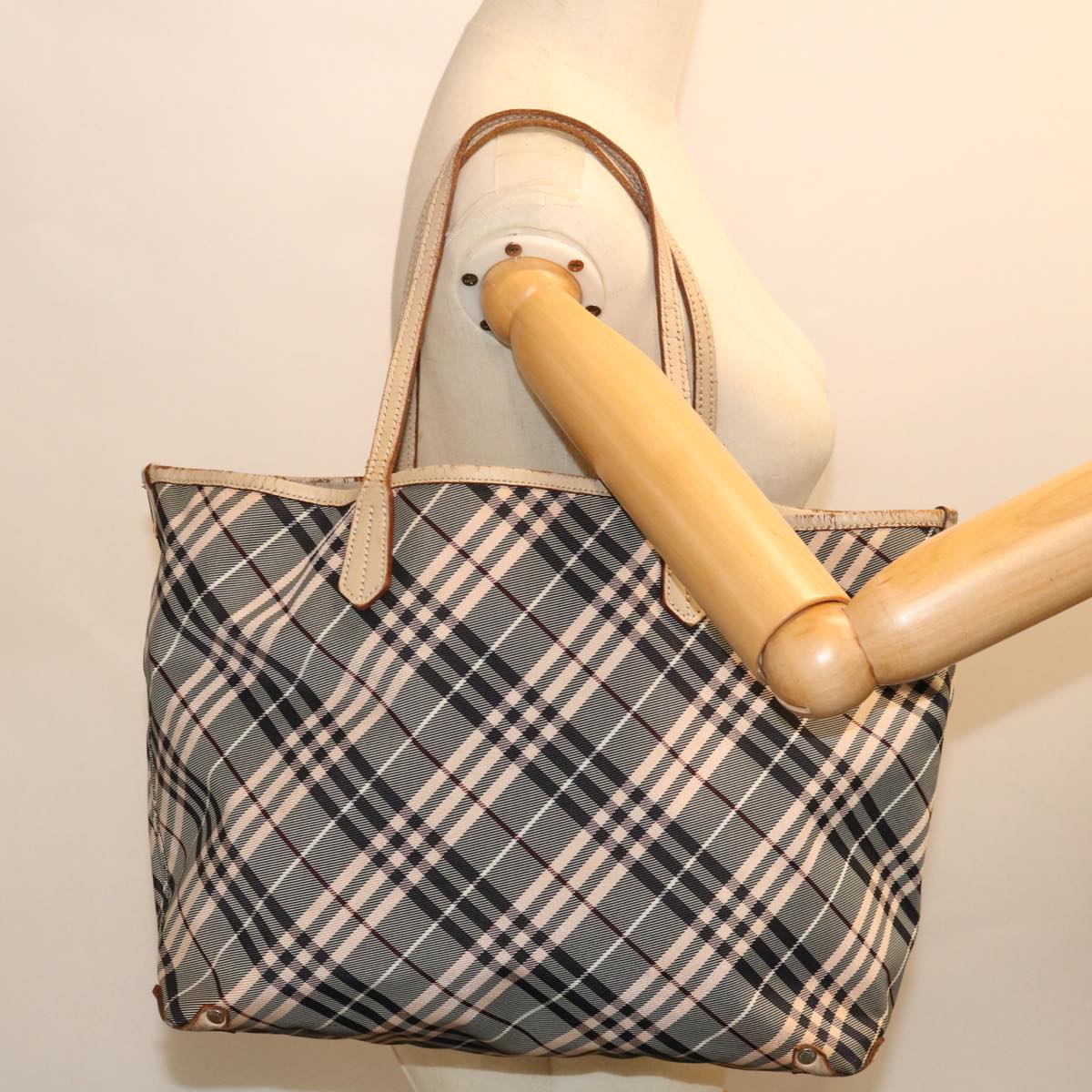 BURBERRY Nova Check Blue Label Tote Bag Canvas Gray Beige Auth bs12784