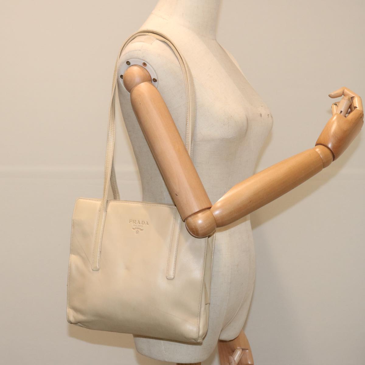 PRADA Shoulder Bag Leather Beige Auth bs12822