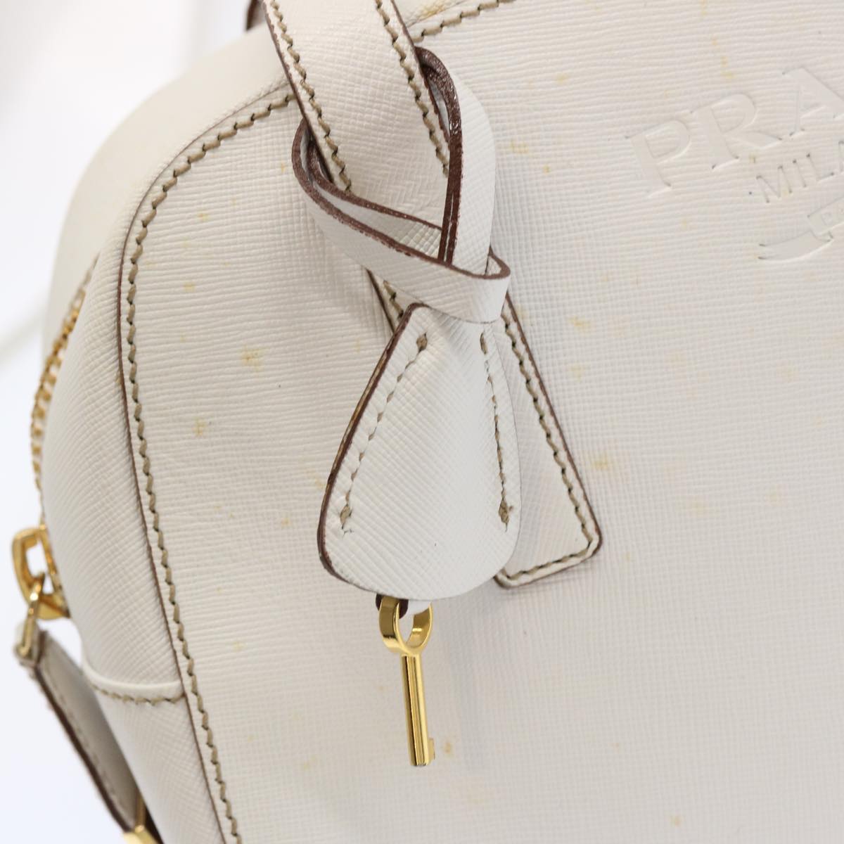 PRADA Safiano leather Shoulder Bag White Auth bs12825