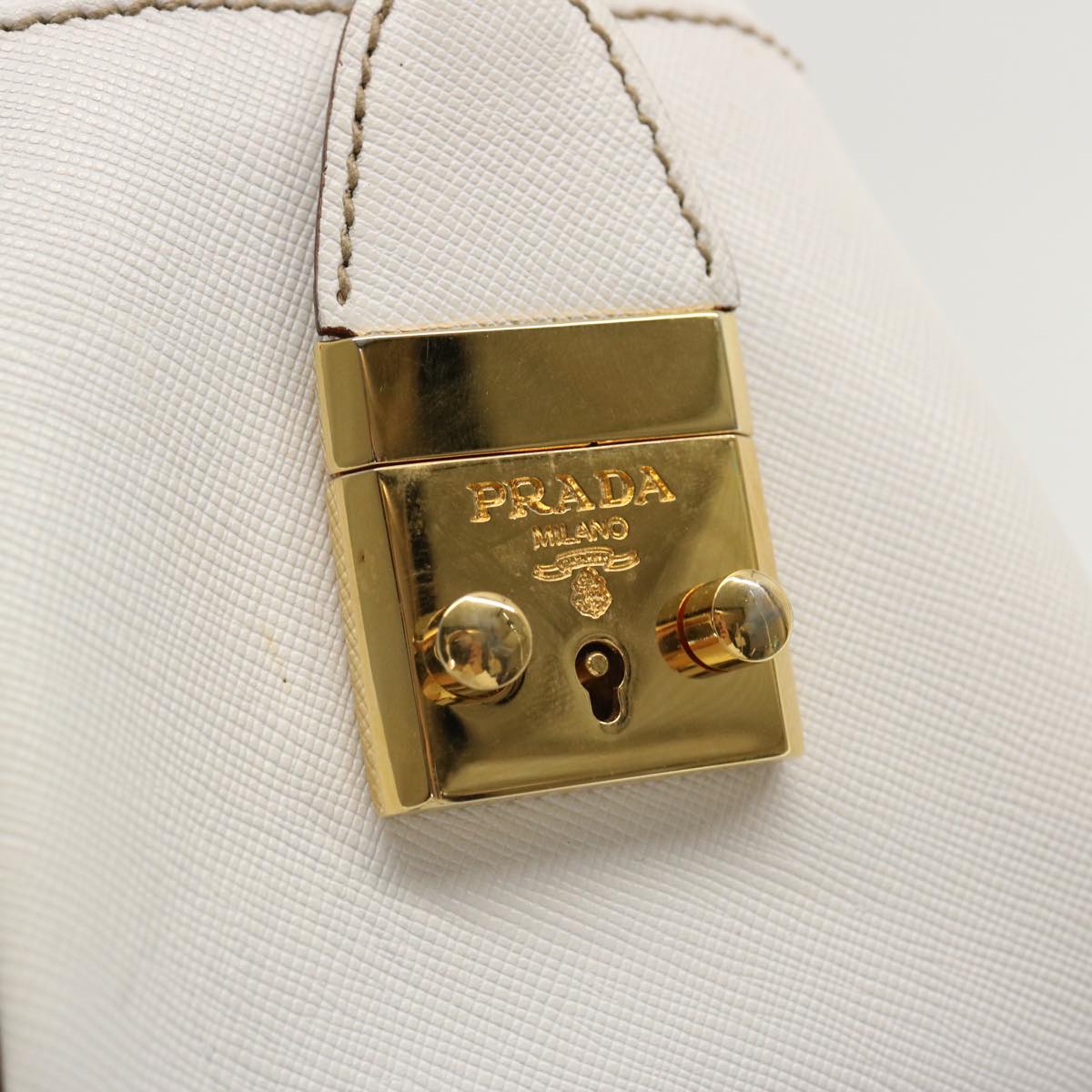 PRADA Safiano leather Shoulder Bag White Auth bs12825