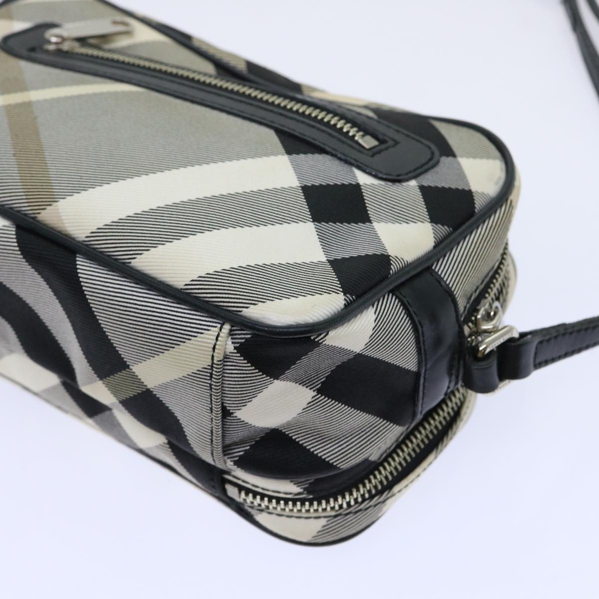 BURBERRY Nova Check Blue Label Shoulder Bag Nylon Gray Black Auth bs13069