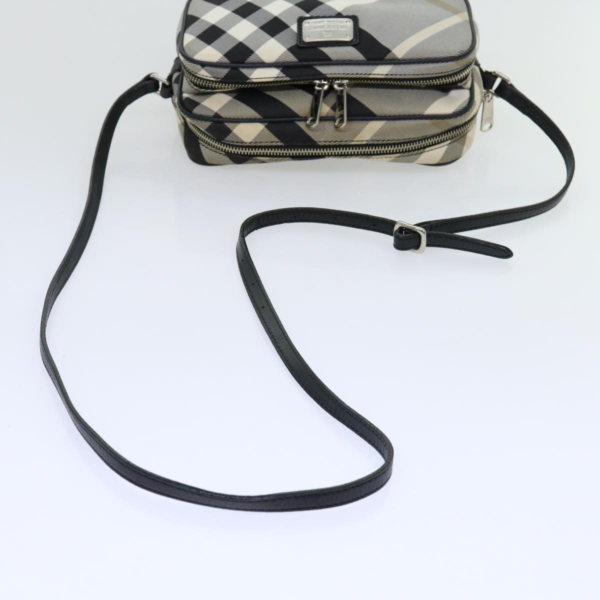 BURBERRY Nova Check Blue Label Shoulder Bag Nylon Gray Black Auth bs13069