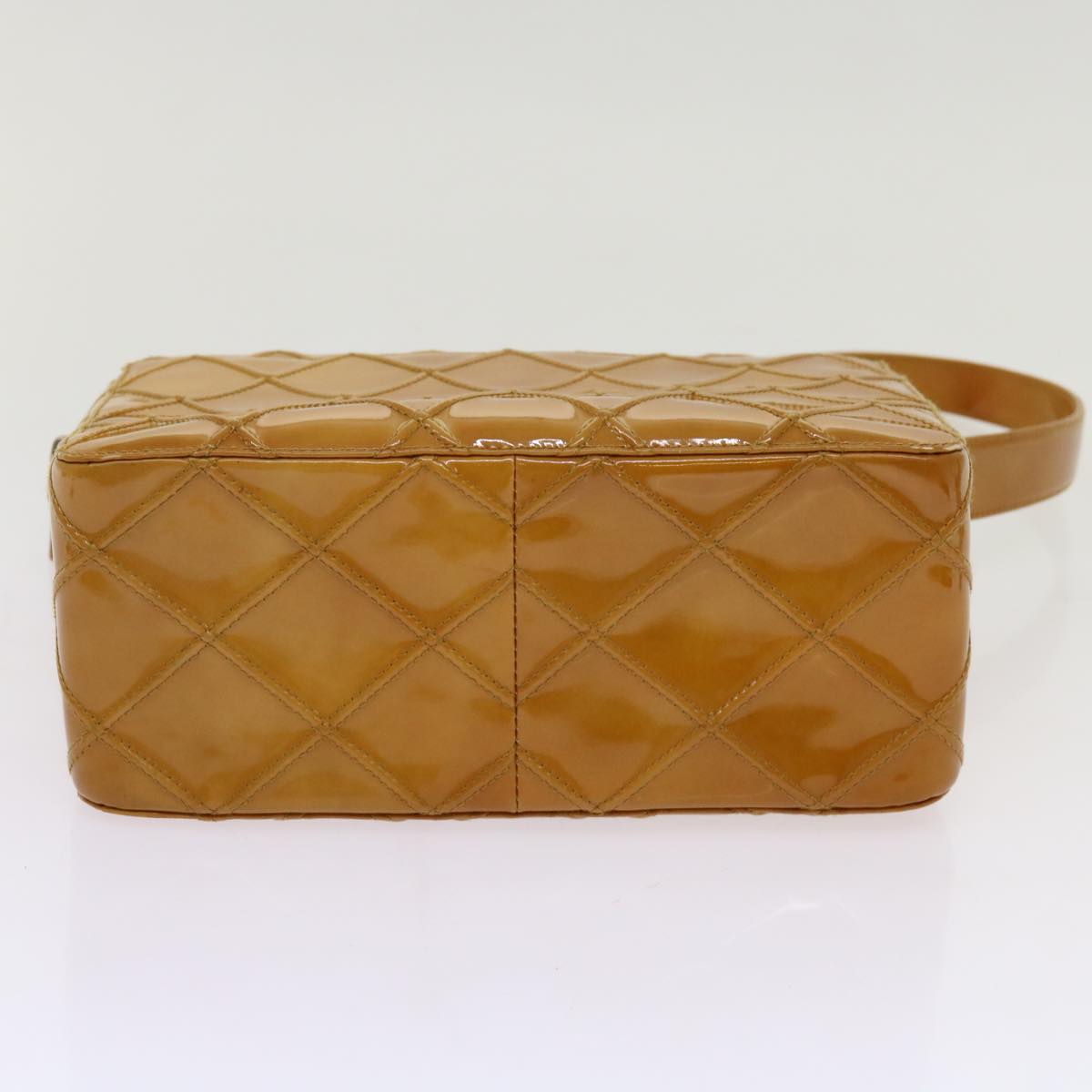 CHANEL Bicolole Shoulder Bag Patent leather Beige CC Auth bs13082