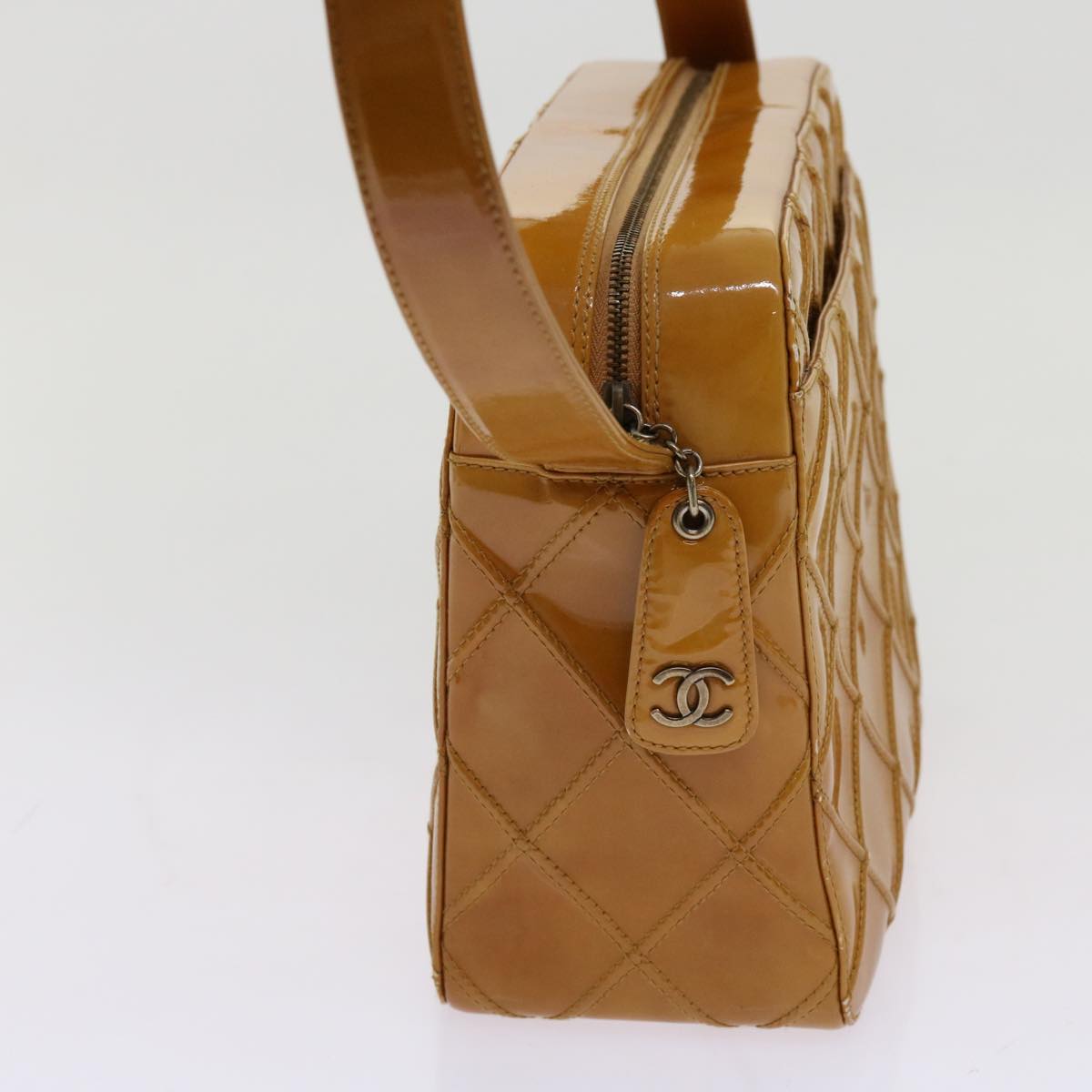 CHANEL Bicolole Shoulder Bag Patent leather Beige CC Auth bs13082