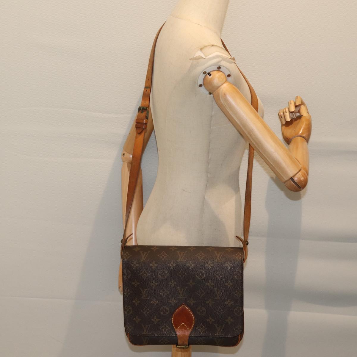 LOUIS VUITTON Monogram Cartouchiere GM Shoulder Bag Vintage M51252 Auth bs13169