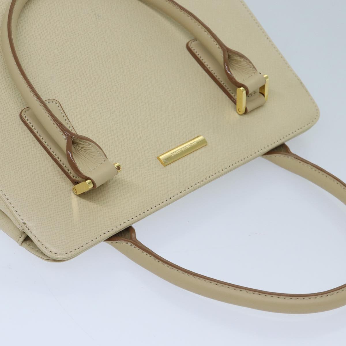 BURBERRY Hand Bag Leather Cream Auth bs13185