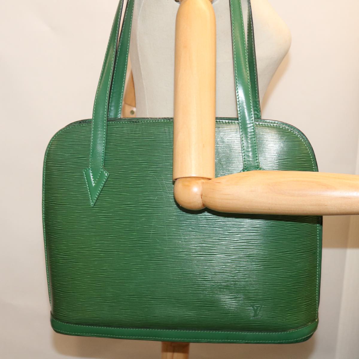 LOUIS VUITTON Epi Lussac Shoulder Bag Green M52284 LV Auth bs13229