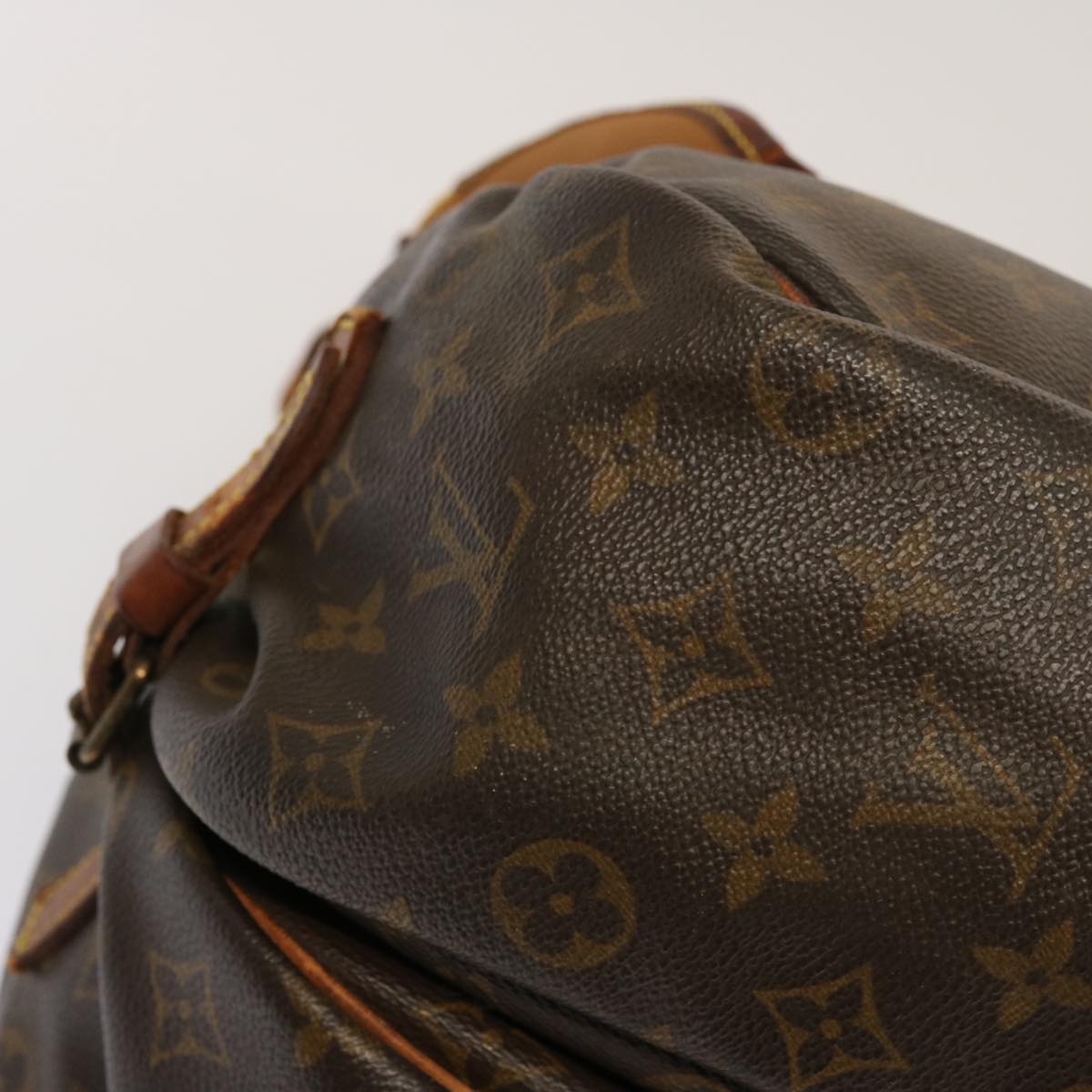 LOUIS VUITTON Monogram Saumur 35 Shoulder Bag M42254 LV Auth bs13341