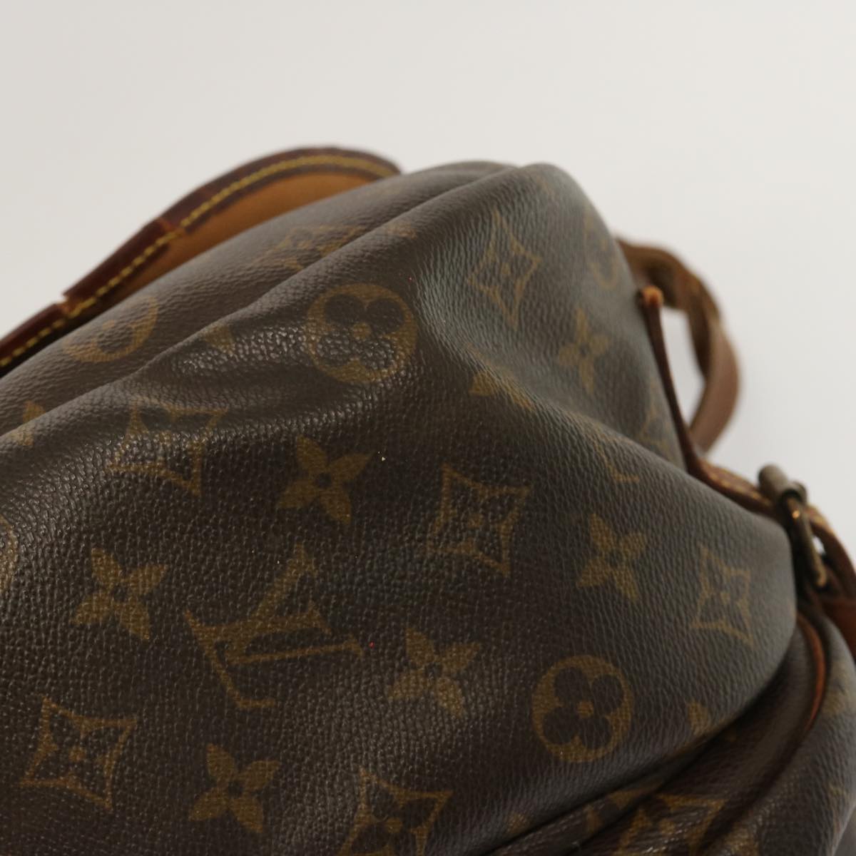 LOUIS VUITTON Monogram Saumur 35 Shoulder Bag M42254 LV Auth bs13341