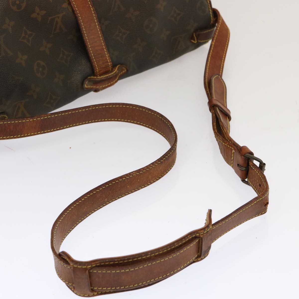 LOUIS VUITTON Monogram Saumur 35 Shoulder Bag M42254 LV Auth bs13341