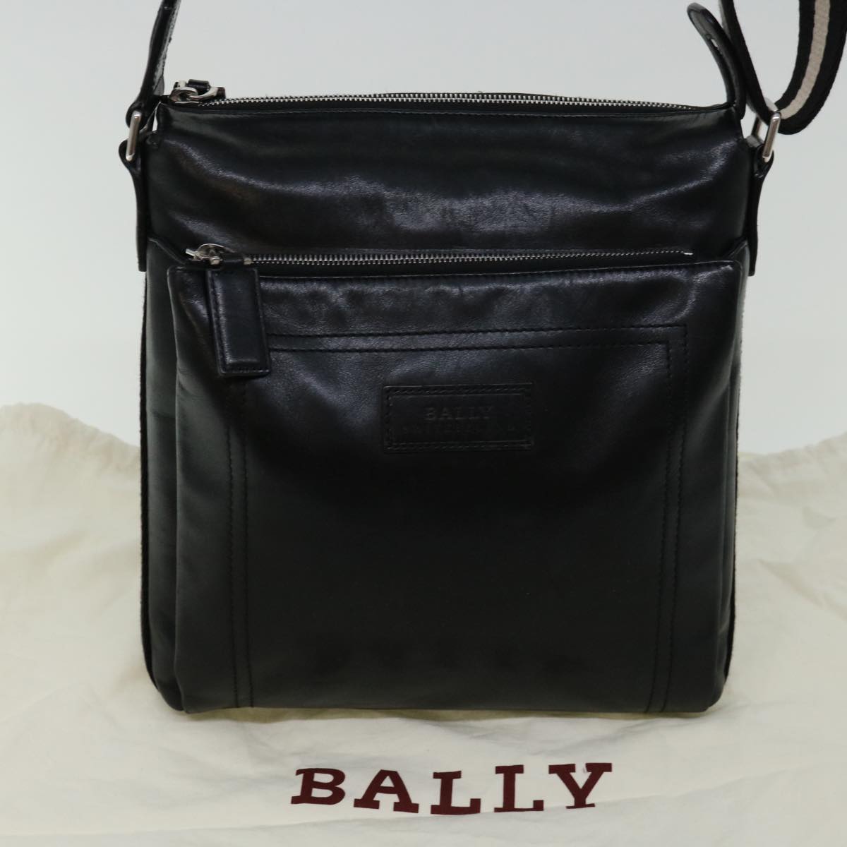 BALLY Shoulder Bag Leather Black Auth bs13347