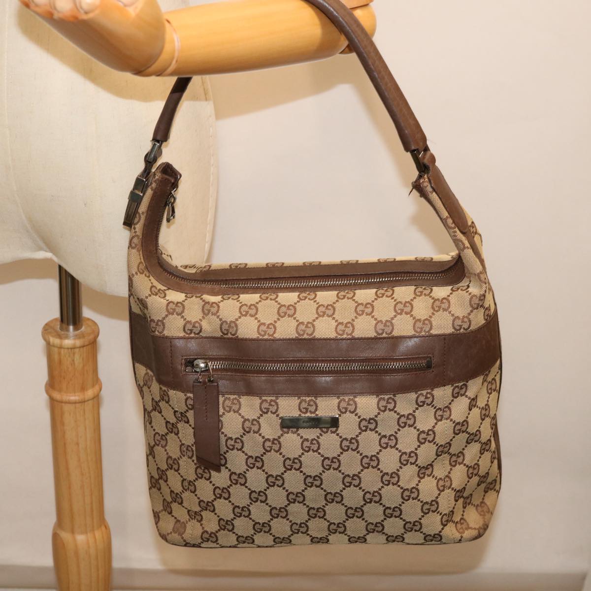 GUCCI GG Canvas Shoulder Bag Beige 001 4298 Auth bs13373