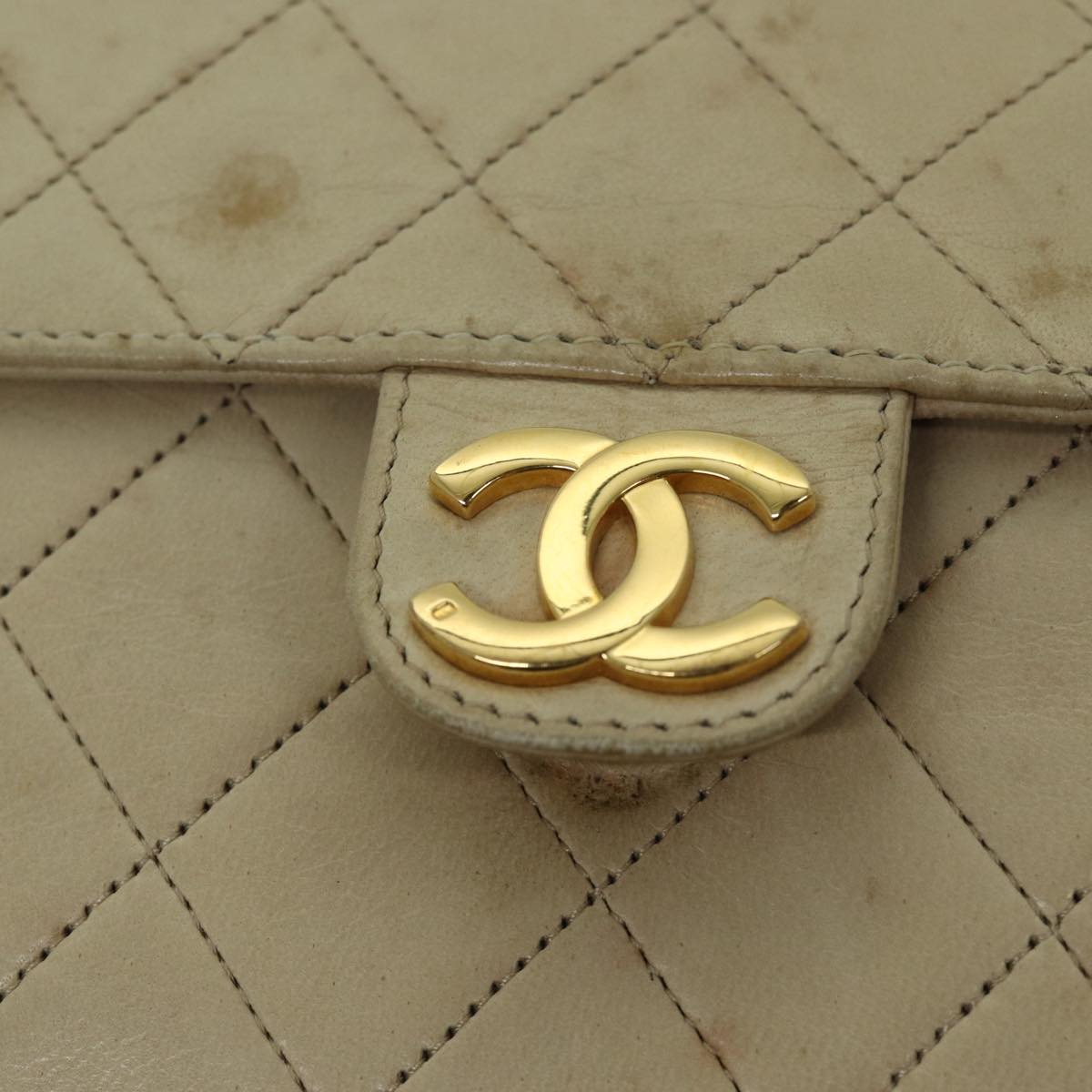 CHANEL Matelasse Chain Shoulder Bag Lamb Skin Beige CC Auth bs13510