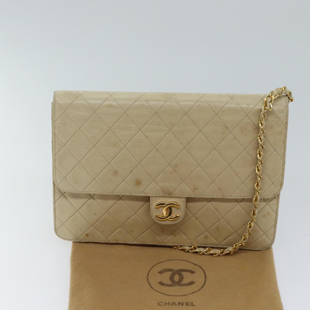 CHANEL Matelasse Chain Shoulder Bag Lamb Skin Beige CC Auth bs13510