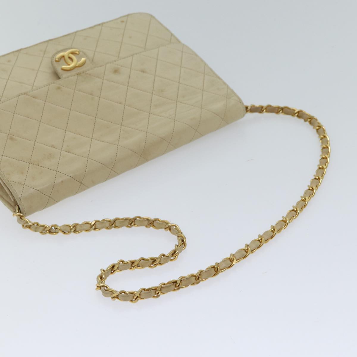 CHANEL Matelasse Chain Shoulder Bag Lamb Skin Beige CC Auth bs13510