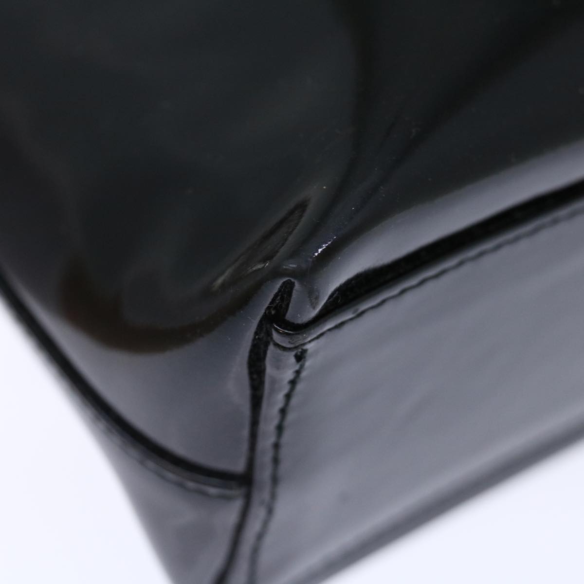 Salvatore Ferragamo Shoulder Bag Enamel Black Auth bs13526