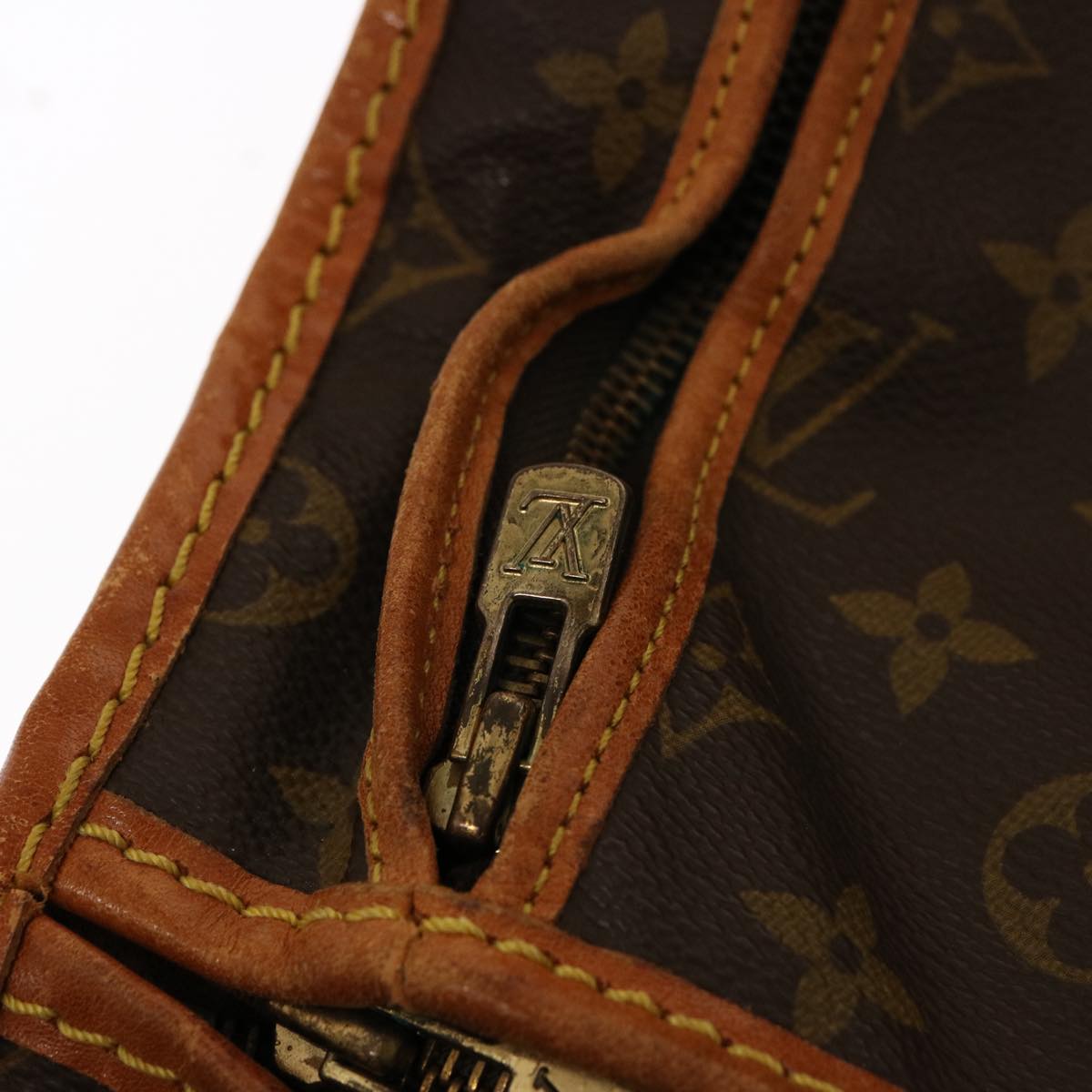 LOUIS VUITTON Monogram Suter Garment Cover M23522 LV Auth bs13589