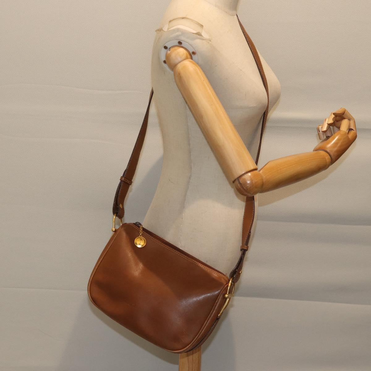 GUCCI Horsebit Shoulder Bag Leather Brown Auth bs13592