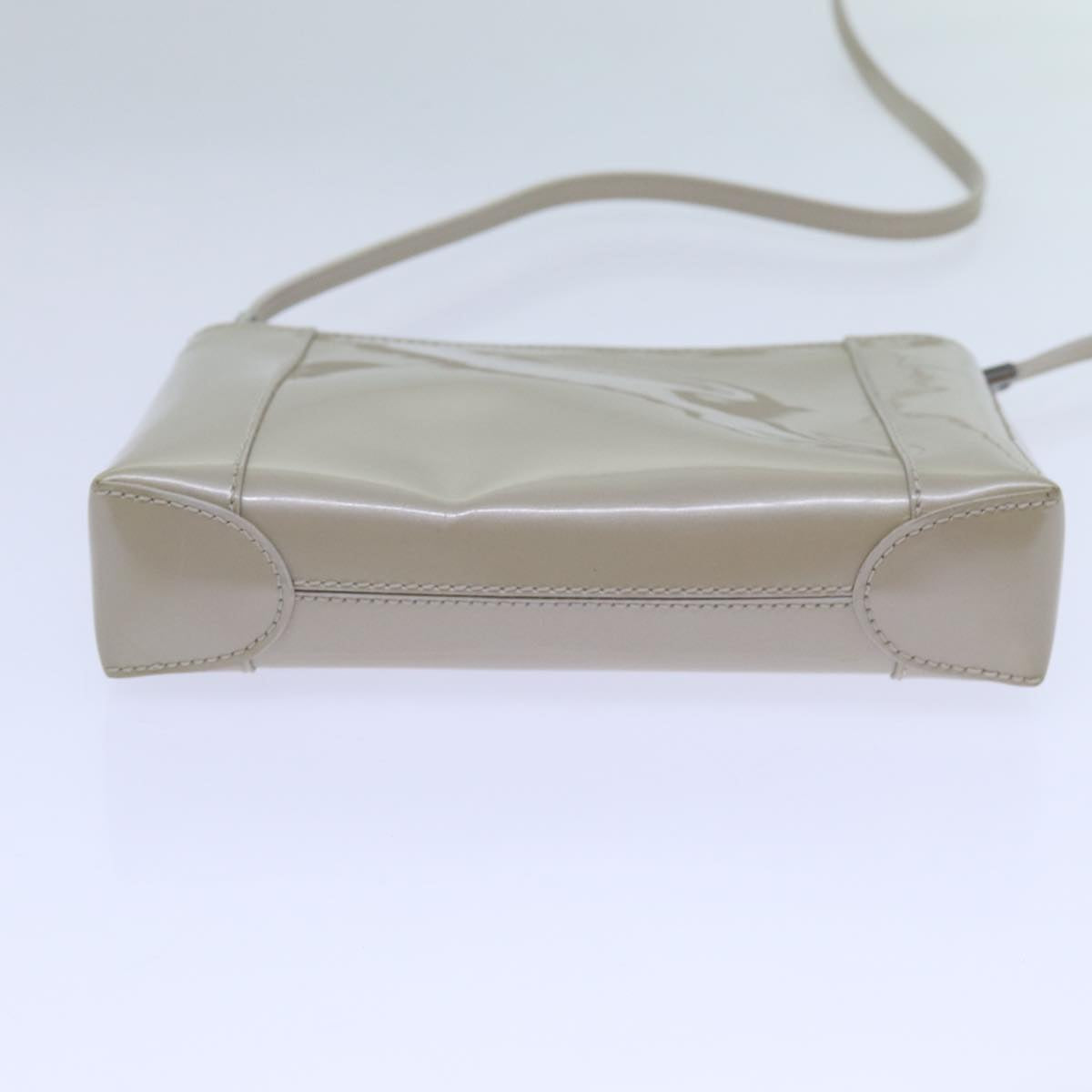 Christian Dior Shoulder Bag Enamel White Auth bs13604