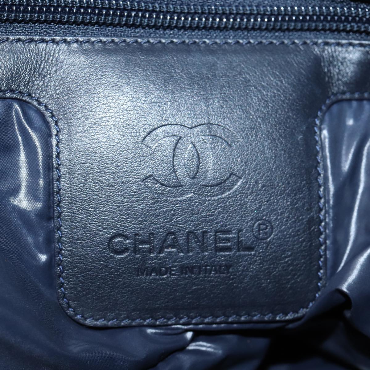 CHANEL Cococoon Hand Bag Patent leather Silver CC Auth bs13736