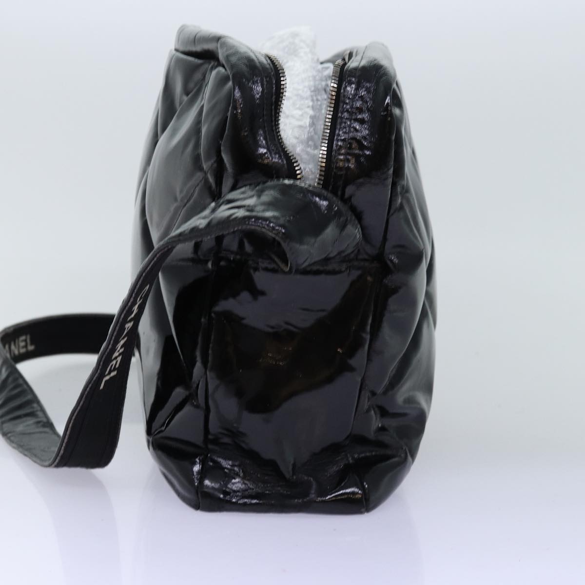 CHANEL Matelasse Shoulder Bag Enamel Black CC Auth bs13762