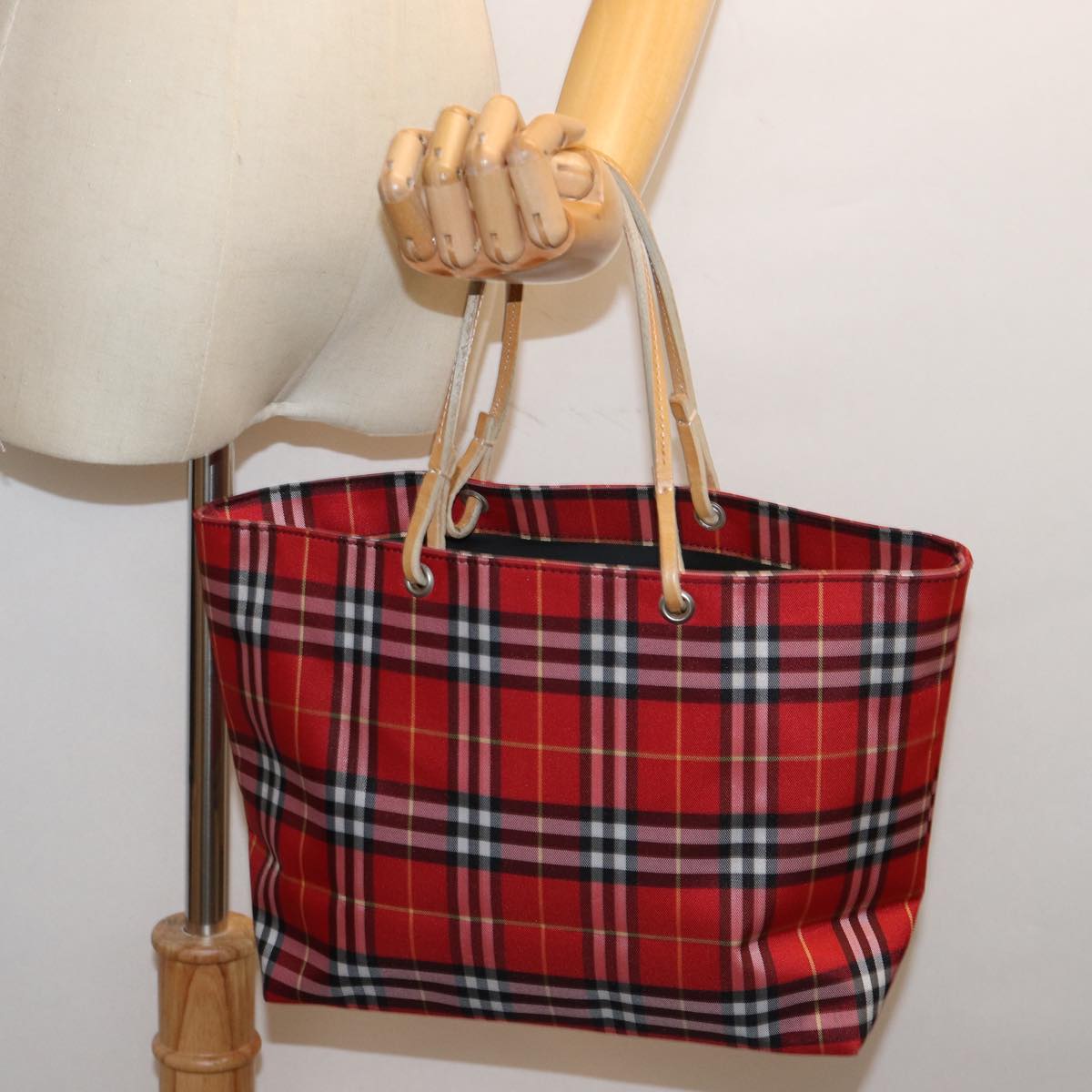 BURBERRY Nova Check Hand Bag Nylon Red Auth bs14025