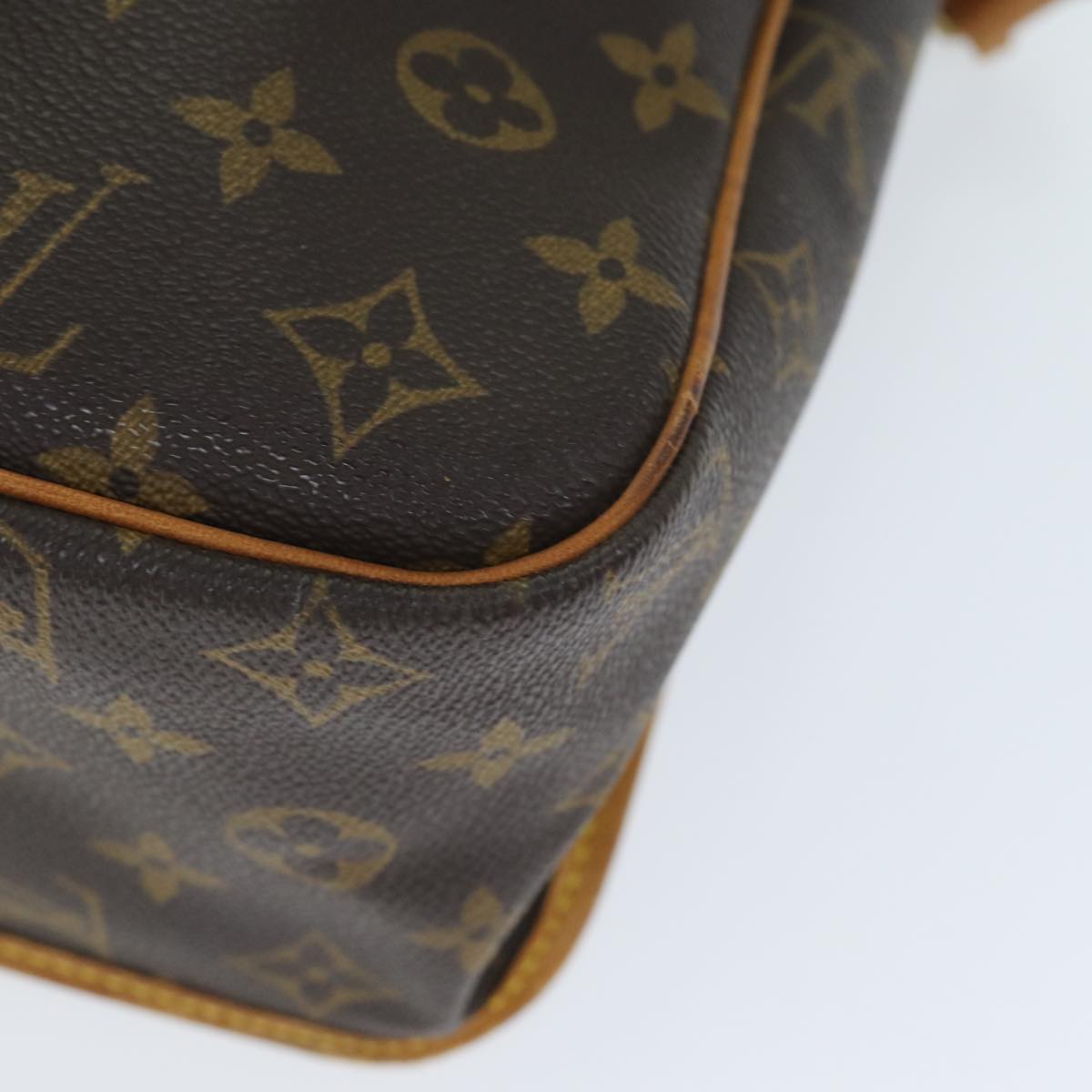 LOUIS VUITTON Monogram Gibeciere GM Shoulder Bag M42246 LV Auth bs14064