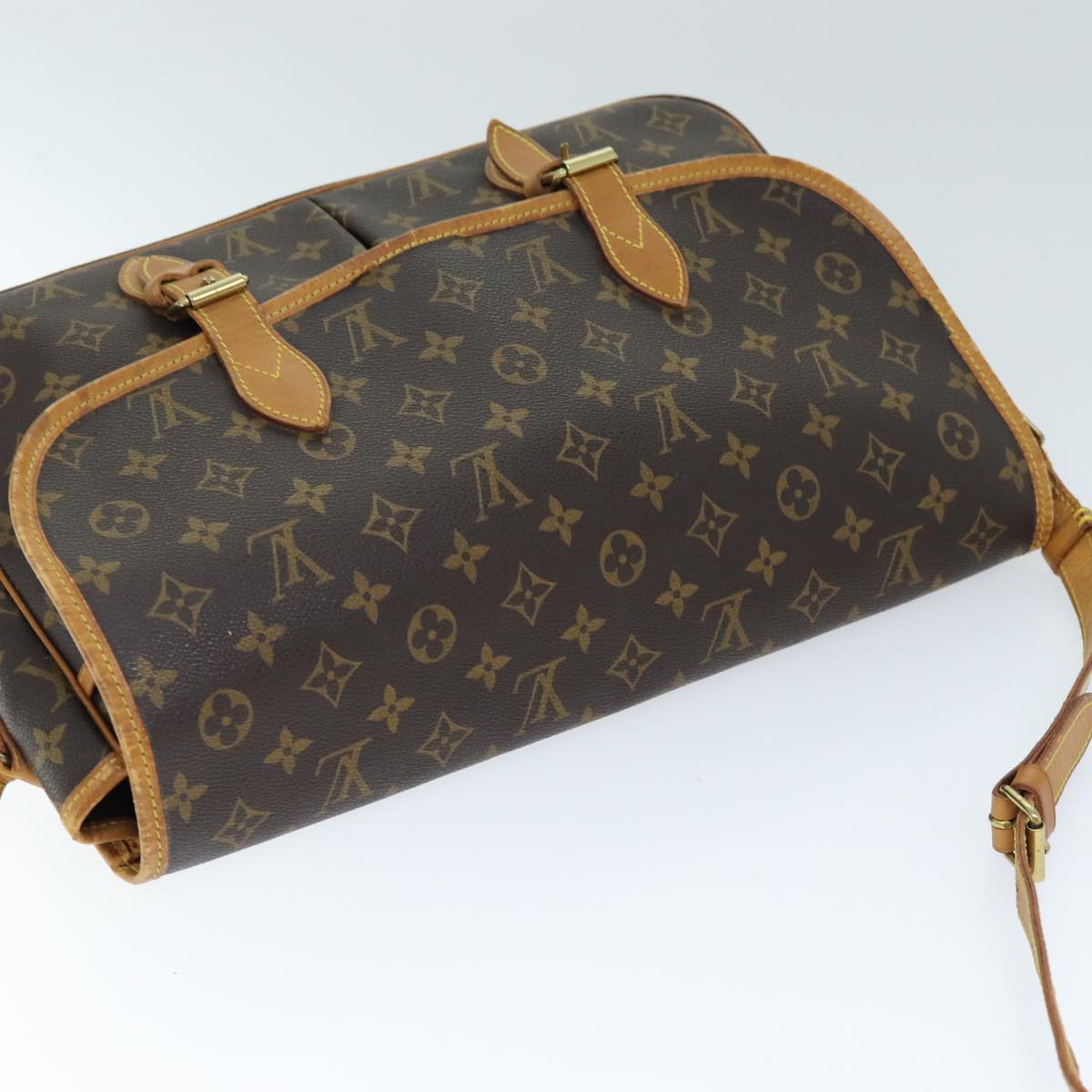 LOUIS VUITTON Monogram Gibeciere GM Shoulder Bag M42246 LV Auth bs14064