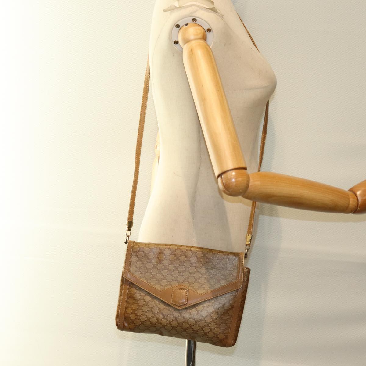 CELINE Macadam Canvas Shoulder Bag Beige Auth bs14109