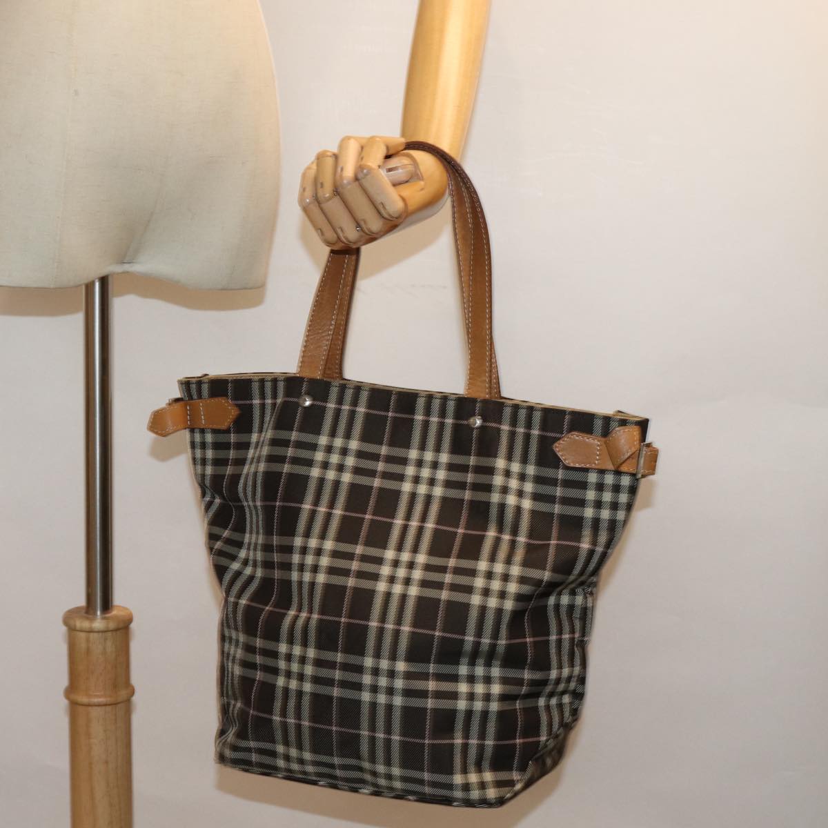 BURBERRY Blue Label Nova Check Tote Bag Nylon Brown Auth bs14116